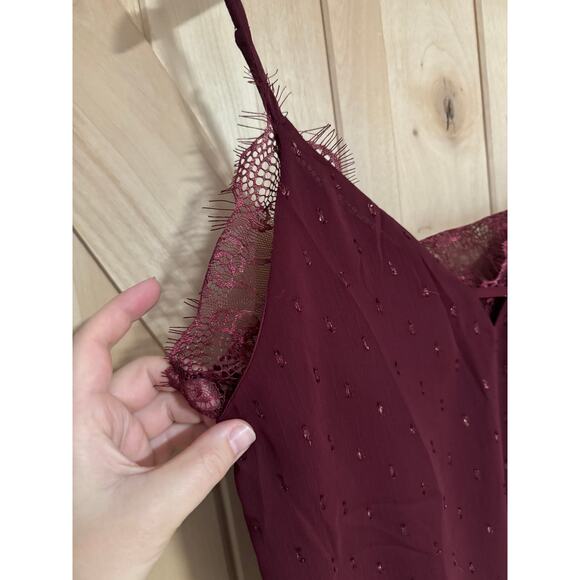 Blu Pepper | NWT Maroon Sparkle Lace Trim Tank Top | Size Small - Picture 3 of 12